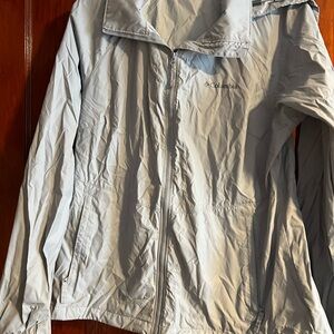 Columbia Women's Silver/Gray wind/ rain Jacket